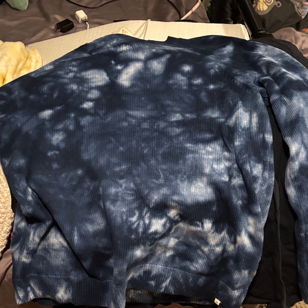 Men's Blue Tie-Dye Sweater